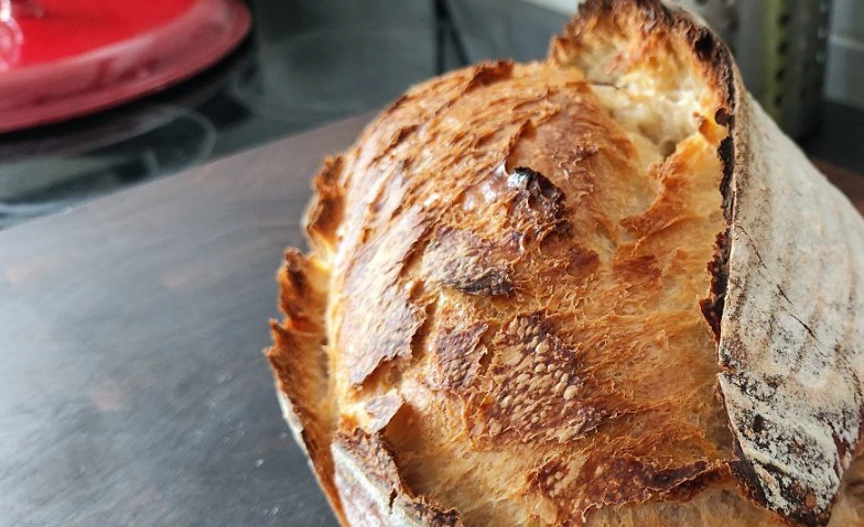 SAUERTEIG BROT KURS f&uuml;r Anf&auml;nger:innen inkl G&auml;rkorb Tickets