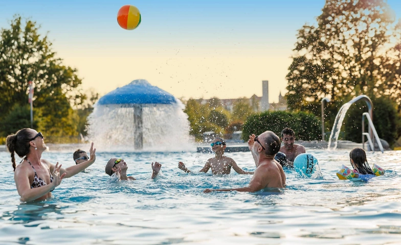 Freibadsaison 2025 in Wolfhagen am Sonntag, 13. April gestar Tickets