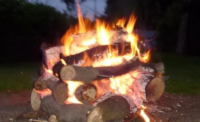 Osterfeuer, ein tolles Ostererlebnis für Singles Freundschaftskreis Lingen-Meppen-Nordhorn-Rheine, Am Markt, Lingen, Deutschland, 49808 Lingen (Ems) Tickets