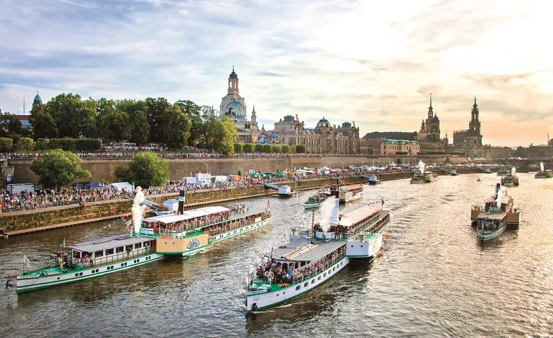 Flottenparade Sächsische Dampfschifffahrt - Weiße Flotte Sachsen, Terrassenufer 1, 01067 Dresden Tickets