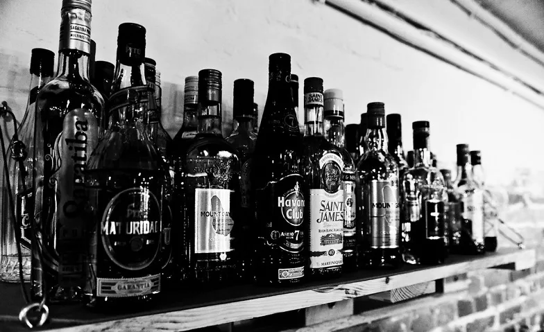 Rum-Tasting IN-LIVE Cocktailschule, Bolongarostraße 97, 65929 Frankfurt am Main Tickets